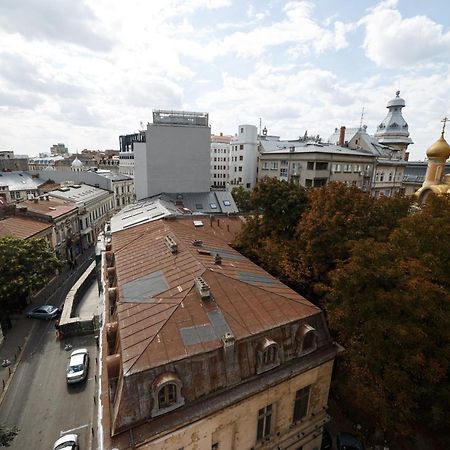 Rooftop Apartment Street Doamnei ブカレスト エクステリア 写真